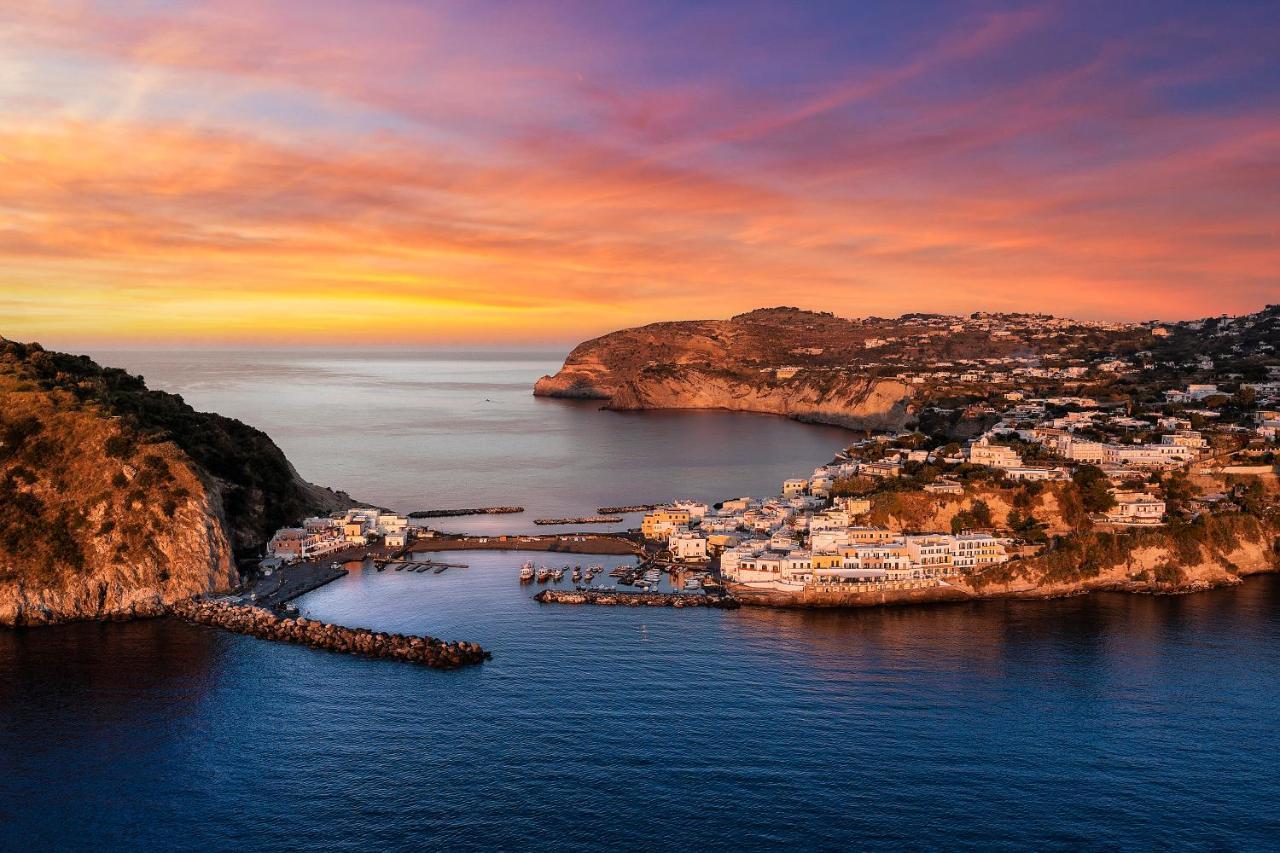 Miramare Sea Resort & Spa Sant'Angelo  Экстерьер фото