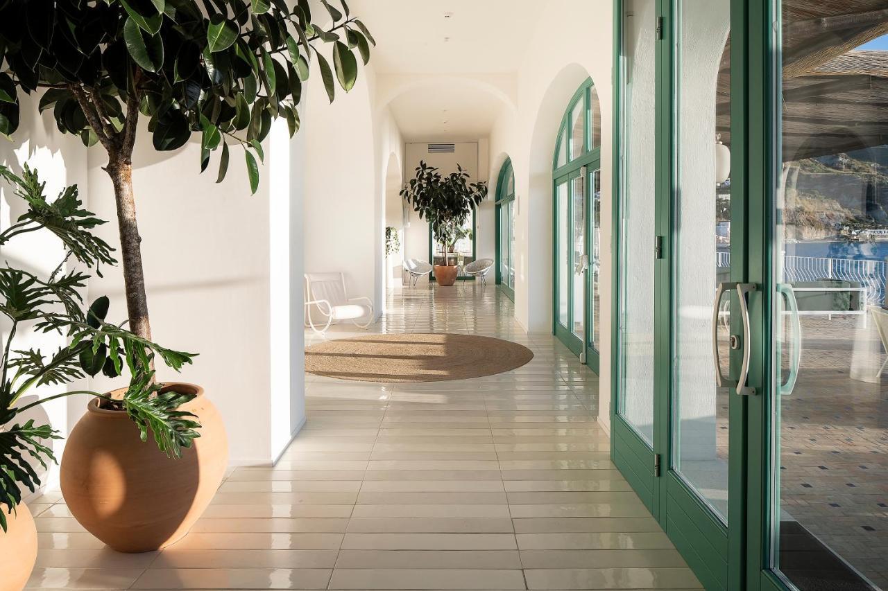 Miramare Sea Resort & Spa Sant'Angelo  Экстерьер фото