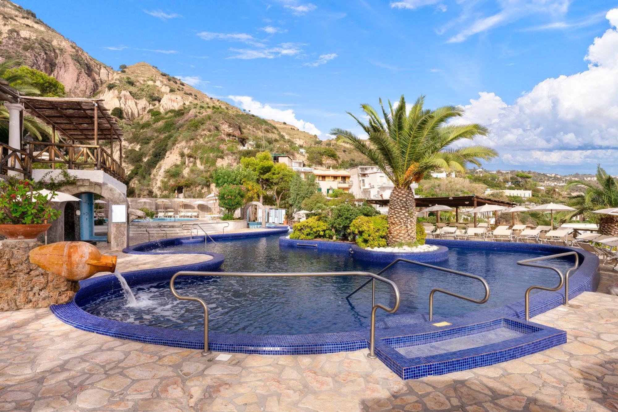 Miramare Sea Resort & Spa Sant'Angelo  Экстерьер фото