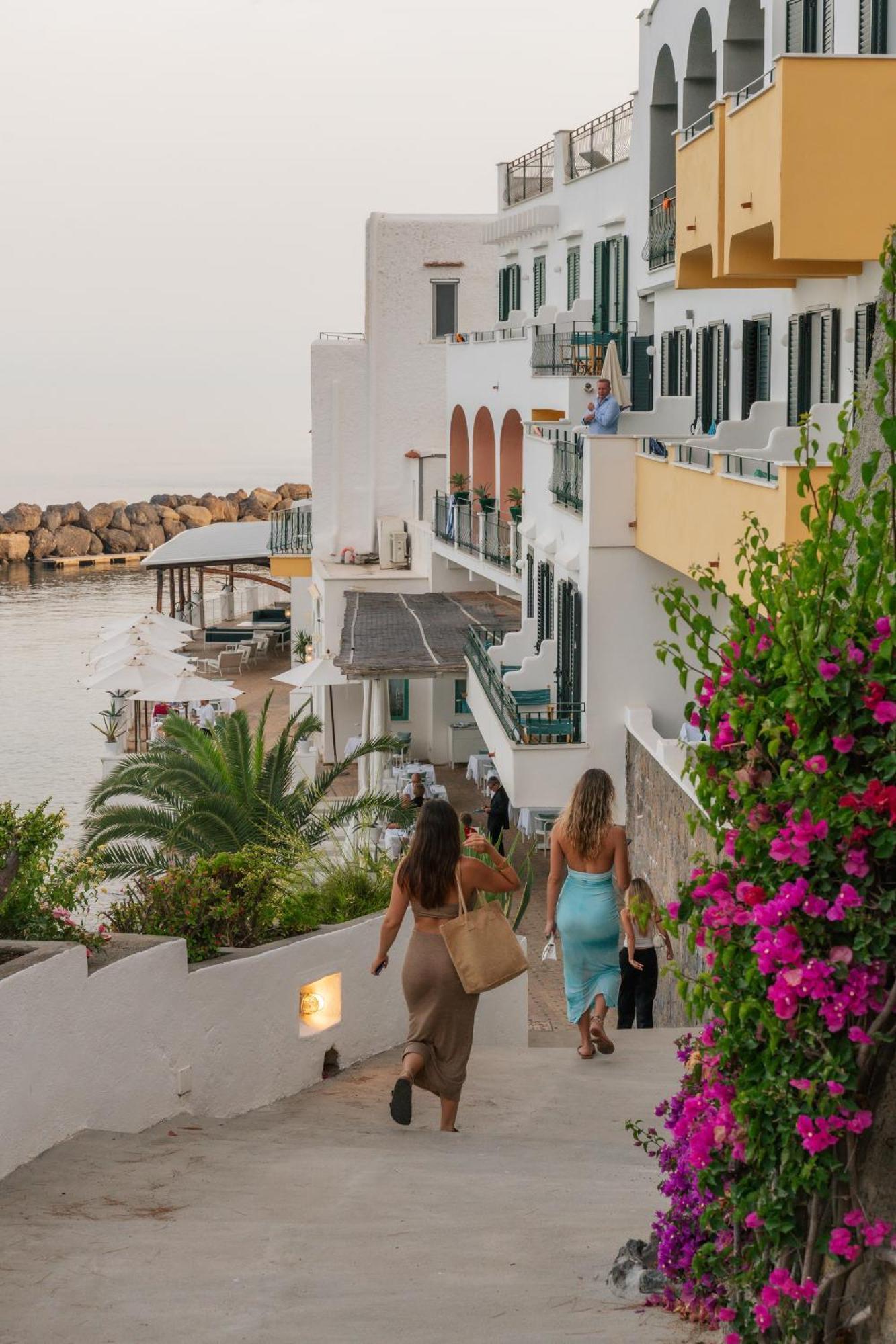 Miramare Sea Resort & Spa Sant'Angelo  Экстерьер фото